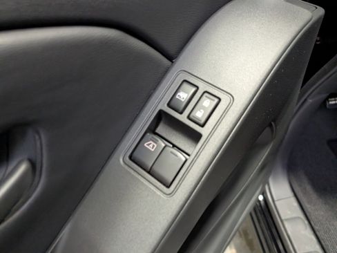 Used 2025 Nissan Frontier S image 12