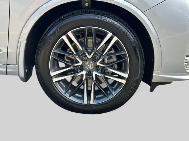 Certified 2026 Acura MDX w/ Advance Package AWD/4WD image 10