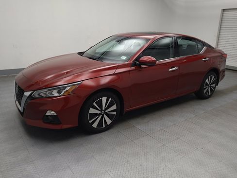 Used 2022 Nissan Altima 2.5 SL image 2