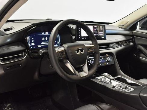 Certified 2026 INFINITI QX60 Luxe w/ Cargo Package AWD/4WD image 3