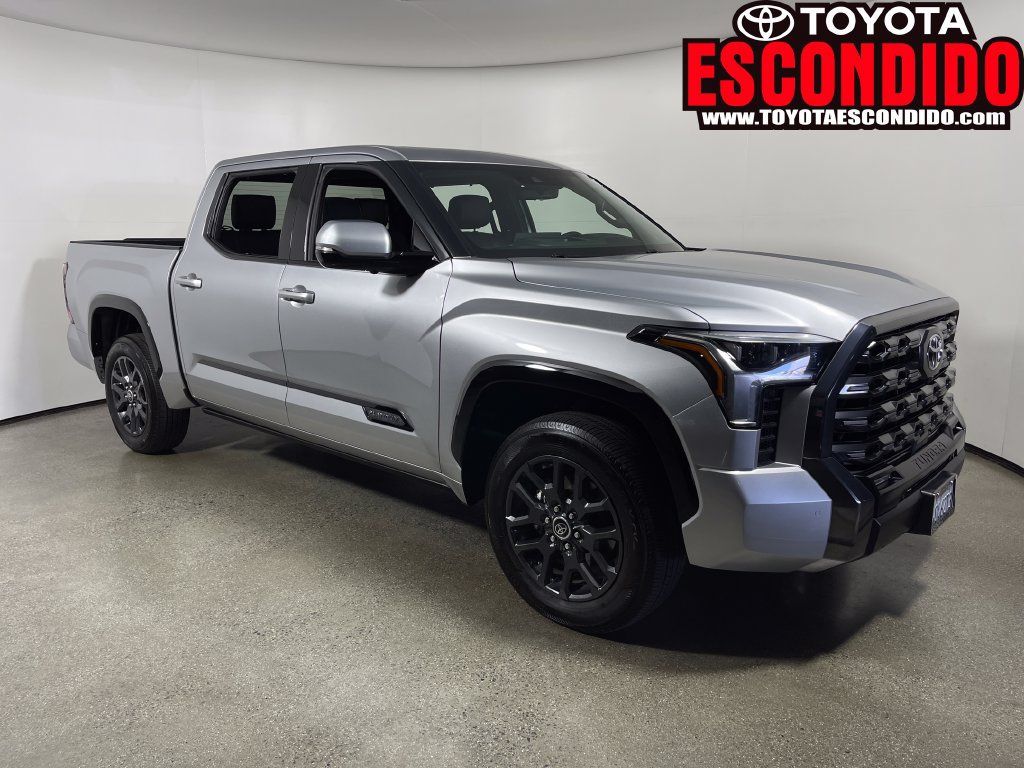 Used 2023 Toyota Tundra Platinum AWD/4WD 360° Tour