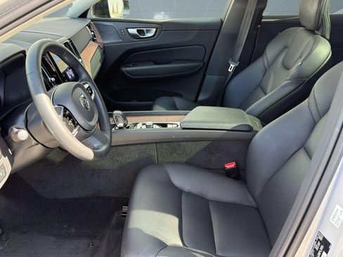 Used 2024 Volvo XC60 T8 Plus w/ Protection Package Premier AWD/4WD image 5