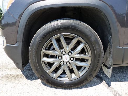 Used 2017 GMC Acadia SLT AWD/4WD image 15