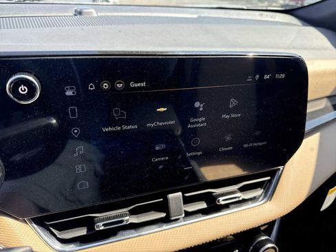 New 2026 Chevrolet Equinox ACTIV w/ LPO, Floor Liner Package FWD image 12