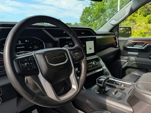 Used 2023 GMC Sierra 1500 Denali AWD/4WD image 34