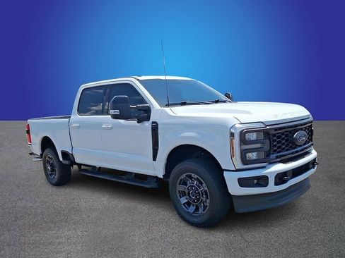 Used 2024 Ford F250 Lariat w/ Sport Appearance Package AWD/4WD image 3