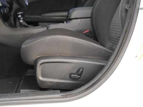 Used 2019 Dodge Charger R/T w/ Driver Confidence Group image 18