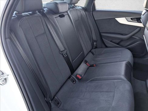 Used 2022 Audi A4 2.0T Premium Plus image 22