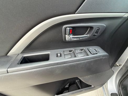 Used 2014 MAZDA MAZDA5 Sport FWD image 12