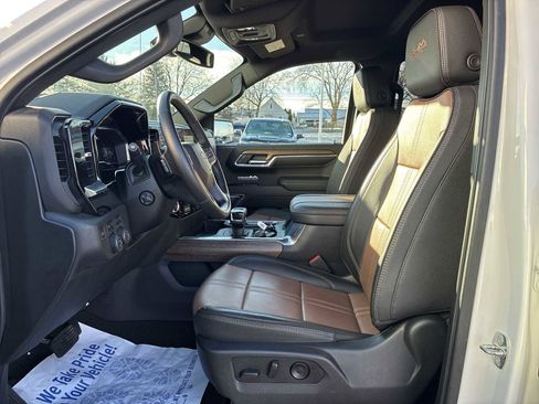 Used 2023 Chevrolet Silverado 1500 High Country image 25