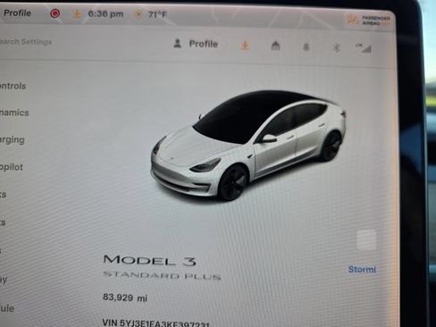 Used 2019 Tesla Model 3 Mid Range RWD image 25