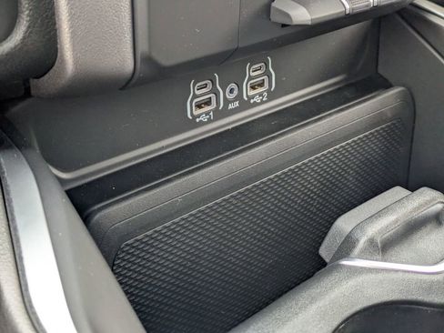 New 2026 RAM 1500 Express AWD/4WD image 20