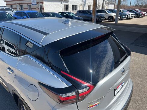 Used 2019 Nissan Murano S image 35