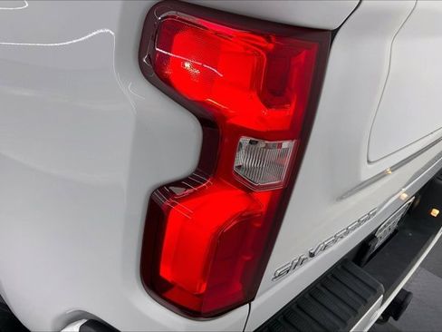 Used 2023 Chevrolet Silverado 2500 High Country w/ LPO, Hitch Package image 29