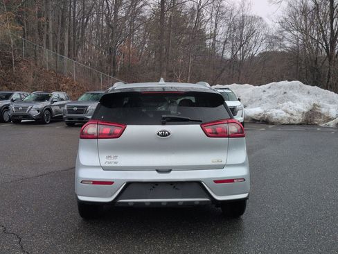 Used 2017 Kia Niro LX image 6