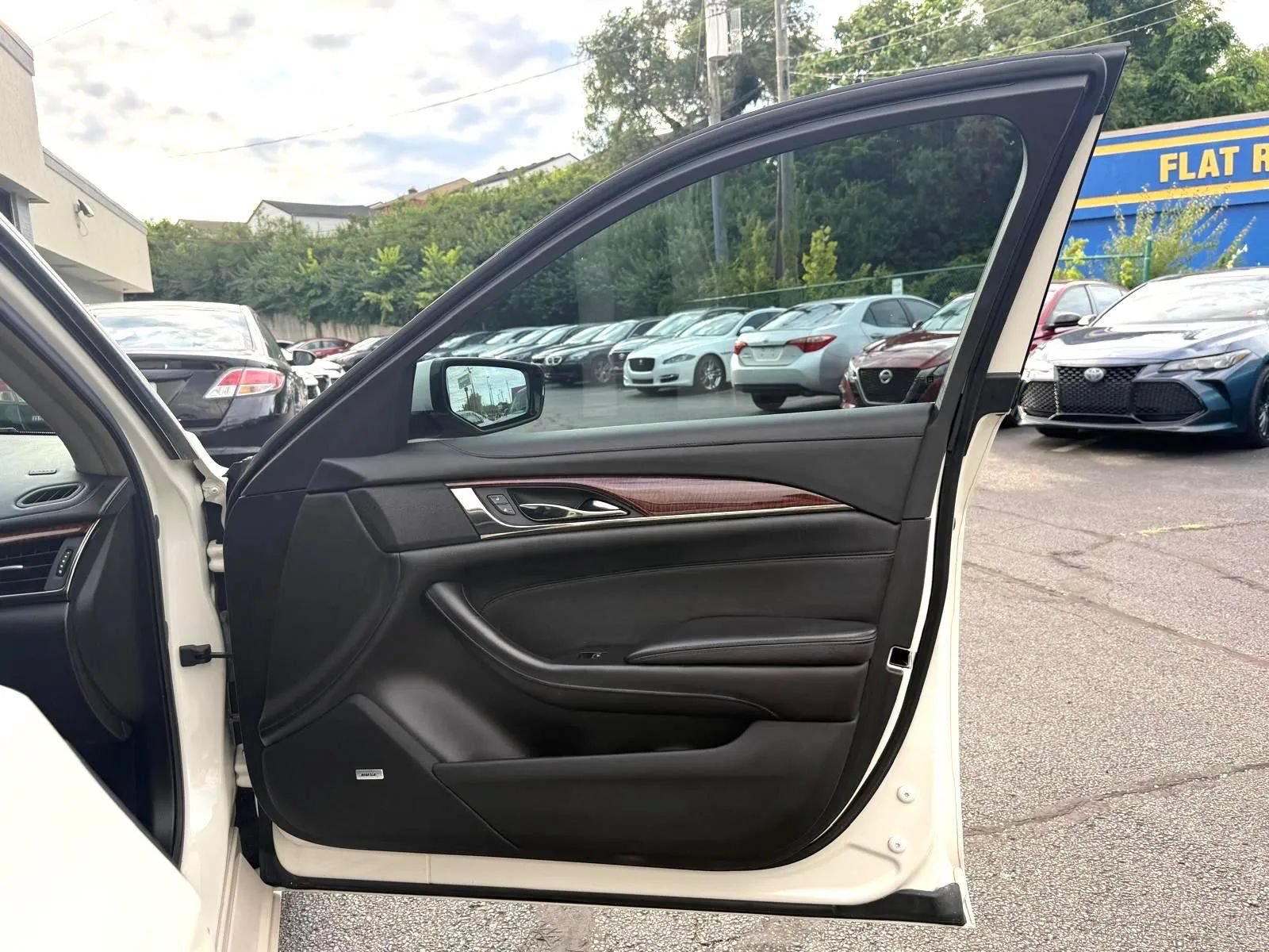 Used 2014 Cadillac CTS Luxury AWD/4WD image 17