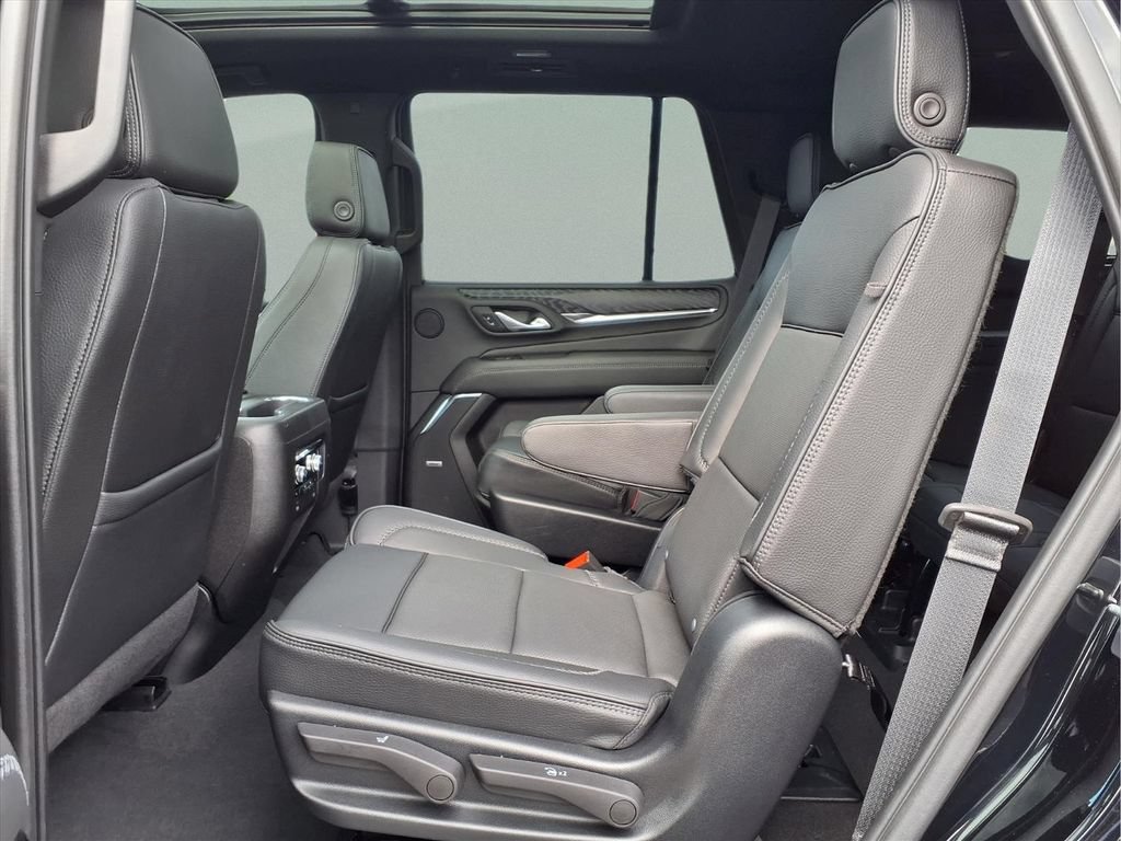 Certified 2023 GMC Yukon Denali w/ LPO, Floor Liner Package AWD/4WD image 25
