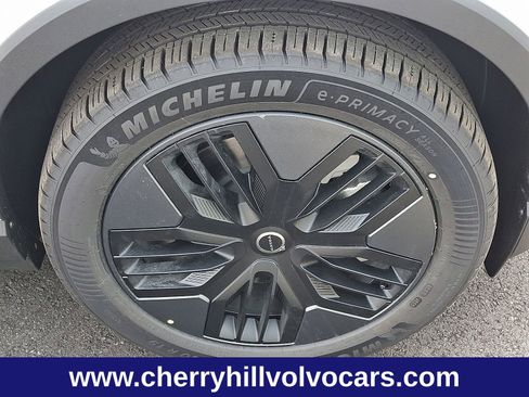 New 2026 Volvo EX30 Cross Country Ultra image 5