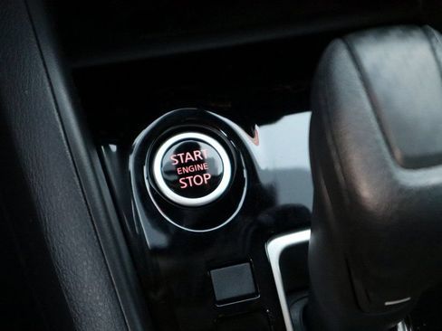 New 2025 Nissan Versa SV w/ Trunk Package FWD image 18
