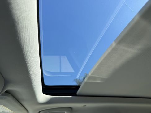 Certified 2023 Cadillac XT5 Premium Luxury image 21