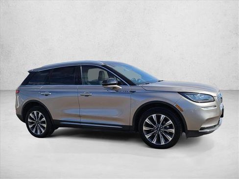 Used 2021 Lincoln Corsair Reserve w/ Elements Package image 2