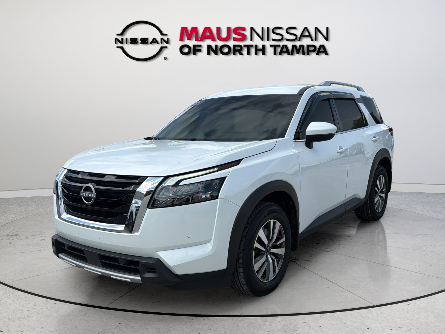 Certified 2025 Nissan Pathfinder SL AWD/4WD image 4