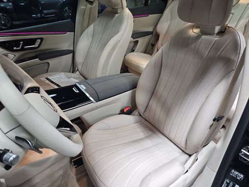 Certified 2023 Mercedes-Benz EQS 450+ 4MATIC SUV image 17