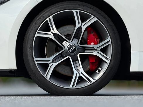 Used 2020 Kia Stinger GT RWD image 18