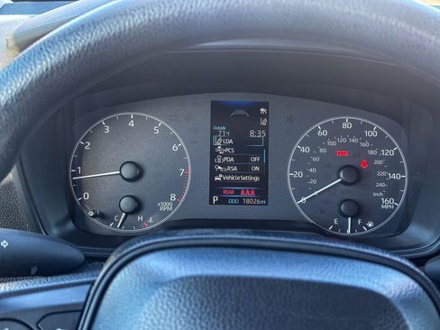 Certified 2025 Toyota Corolla LE FWD image 27