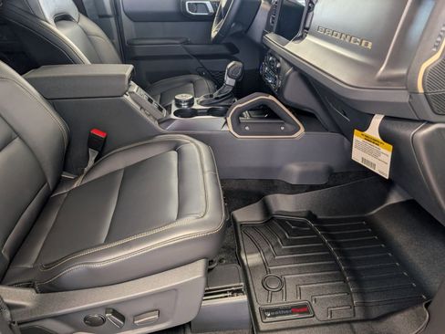 New 2026 Ford Bronco Badlands AWD/4WD image 27