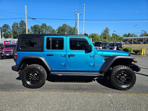 Used 2024 Jeep Wrangler Unlimited AWD/4WD image 6
