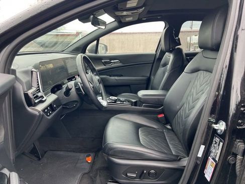 Used 2025 Kia Sportage X-Line image 16