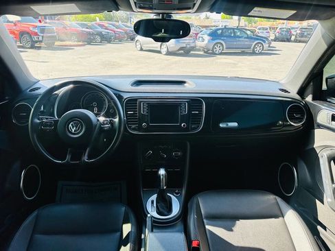 Used 2016 Volkswagen Beetle 1.8T SE FWD image 8