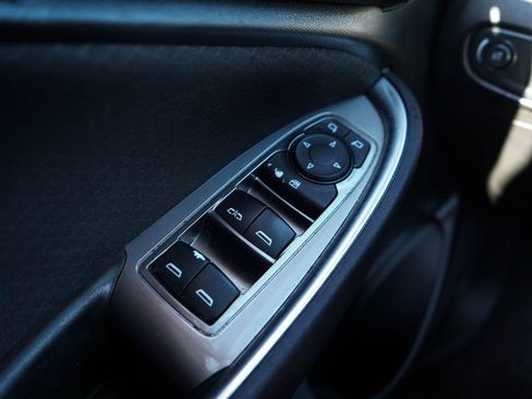 Used 2020 Chevrolet Malibu LT image 25