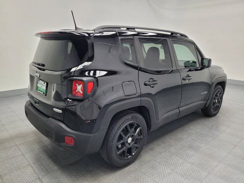Used 2021 Jeep Renegade Latitude FWD image 10