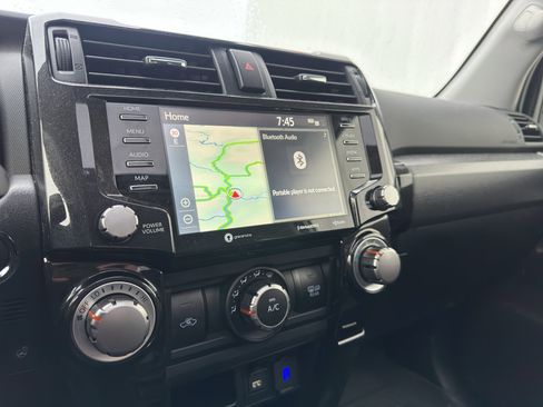 Certified 2024 Toyota 4Runner TRD Off-Road Premium w/ Moonroof Package image 12