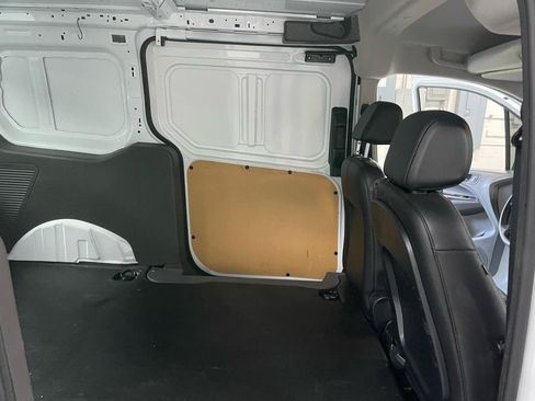 Used 2023 Ford Transit Connect XL FWD image 16