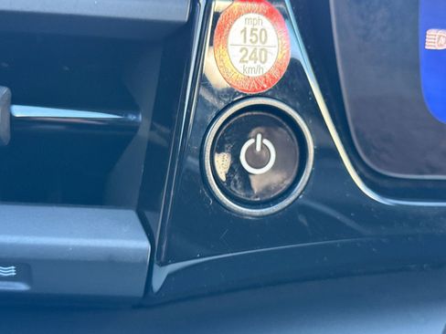 Used 2025 Porsche Macan 4S Electric image 26