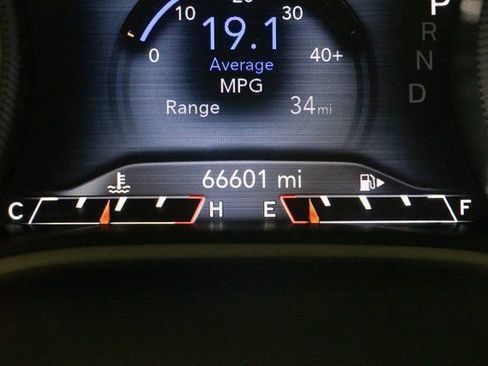 Used 2020 Jeep Cherokee Limited AWD/4WD image 32