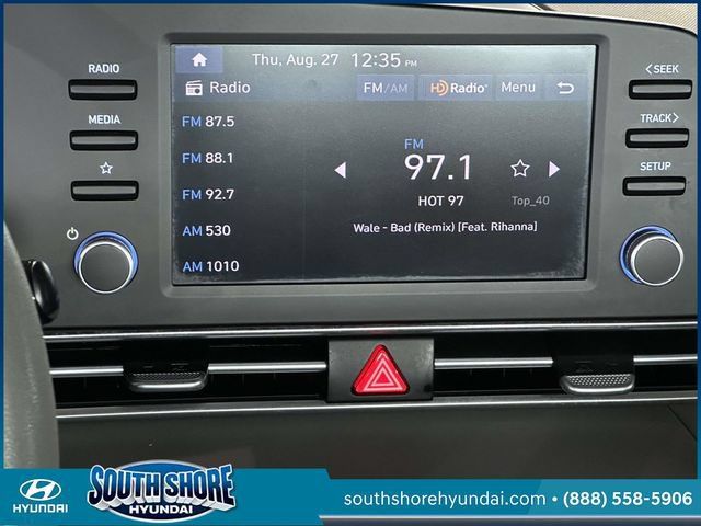 Certified 2024 Hyundai Elantra SE FWD image 28