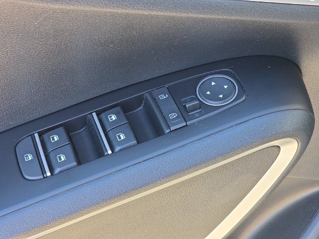 Used 2024 Kia Soul LX w/ Option Group 015 FWD image 18