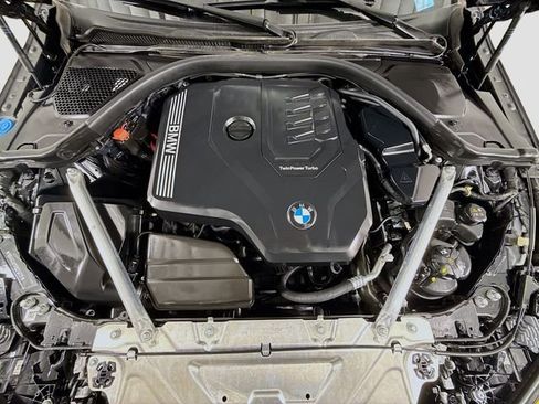 Used 2024 BMW 430i Coupe w/ M Sport Package image 28