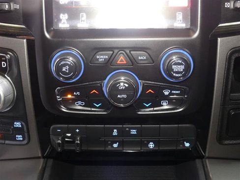 Used 2016 RAM 1500 Sport AWD/4WD image 32