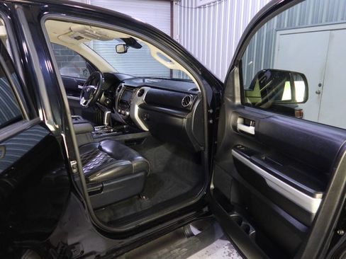 Used 2019 Toyota Tundra SR5 w/ SR5 Upgrade Package image 12