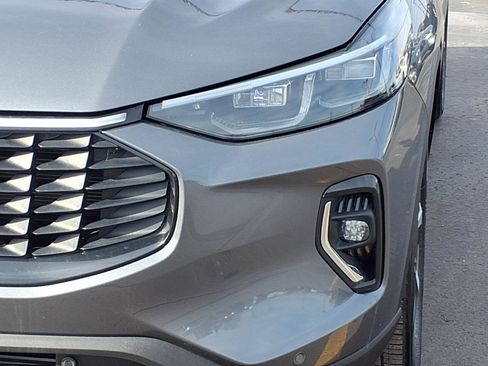 Certified 2023 Ford Escape Platinum image 27