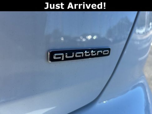 Used 2024 Audi A6 Premium Plus image 5