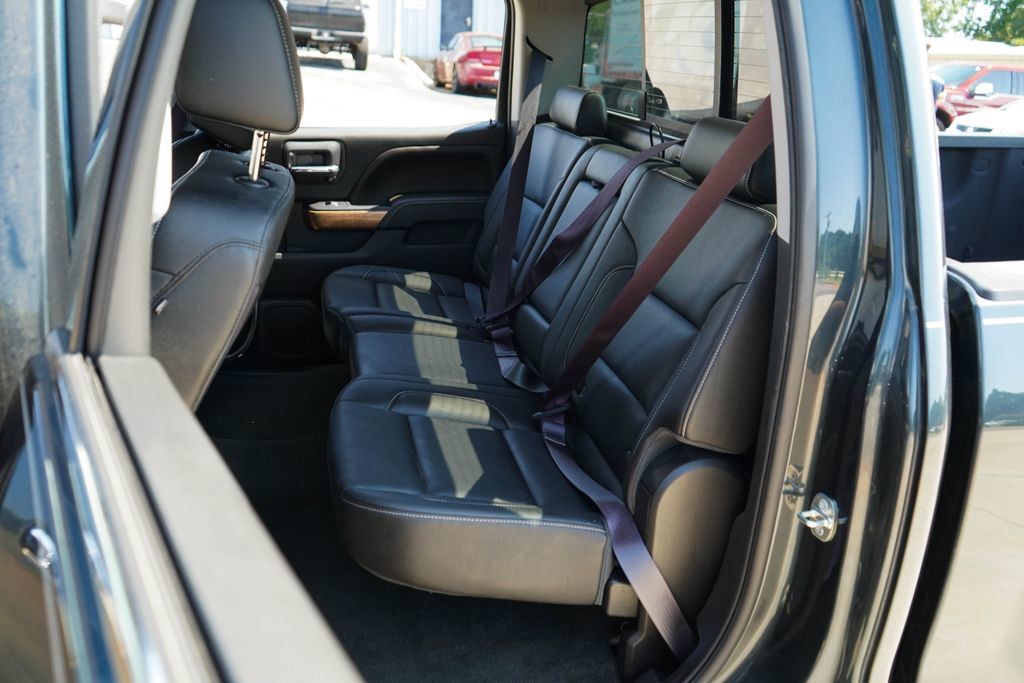 Used 2017 Chevrolet Silverado 1500 LTZ w/ Sport Package AWD/4WD image 9