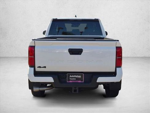 Certified 2026 Toyota Tacoma SR5 AWD/4WD image 6