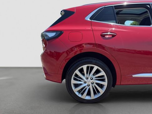Used 2025 Buick Envision Avenir AWD/4WD image 23