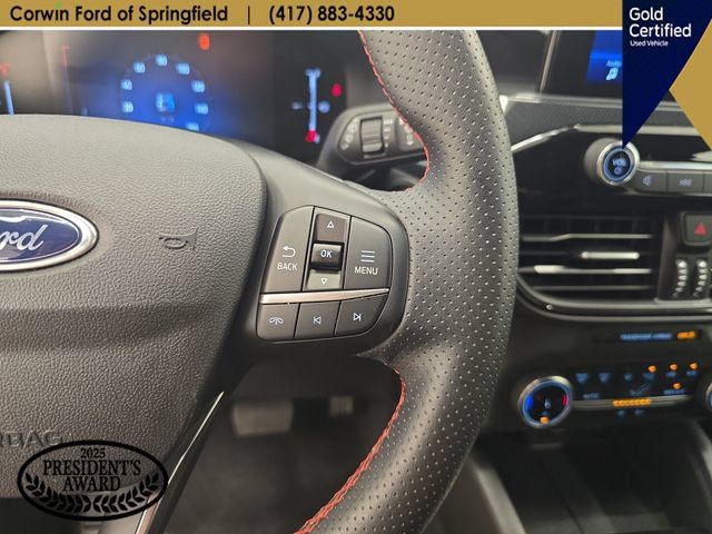 Certified 2025 Ford Escape ST-Line AWD/4WD image 31